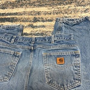 34x32 Carhartt relaxed fit jeans leather logo